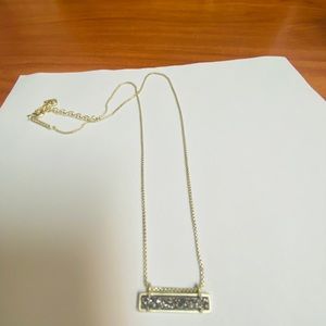 Kendra Scott necklace
